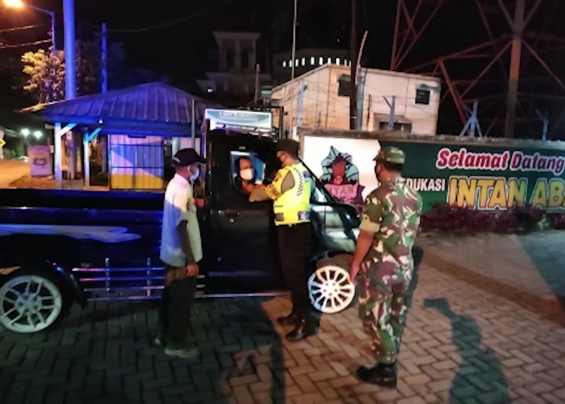 0c9372f0-a22c-4233-8061-92239da1557d