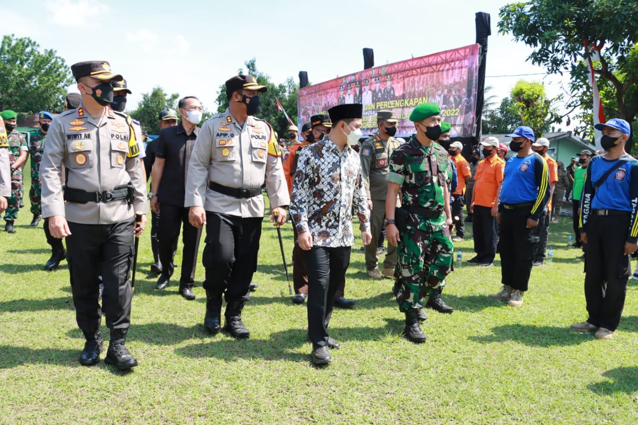 0f6955ee-1dea-4420-9b74-6a3e7e5c7c33