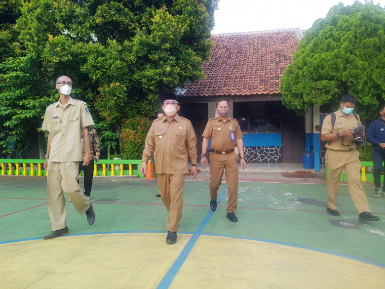 10148-0-d8164cd0f77ffdcbee41f4c5a1fd47d6