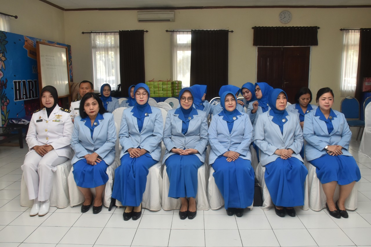 110719 Ketua Korcab V Daerah Jalasenastri Armada II Pimpin Sertijab Ketua Cabang 3 Korcab V -1