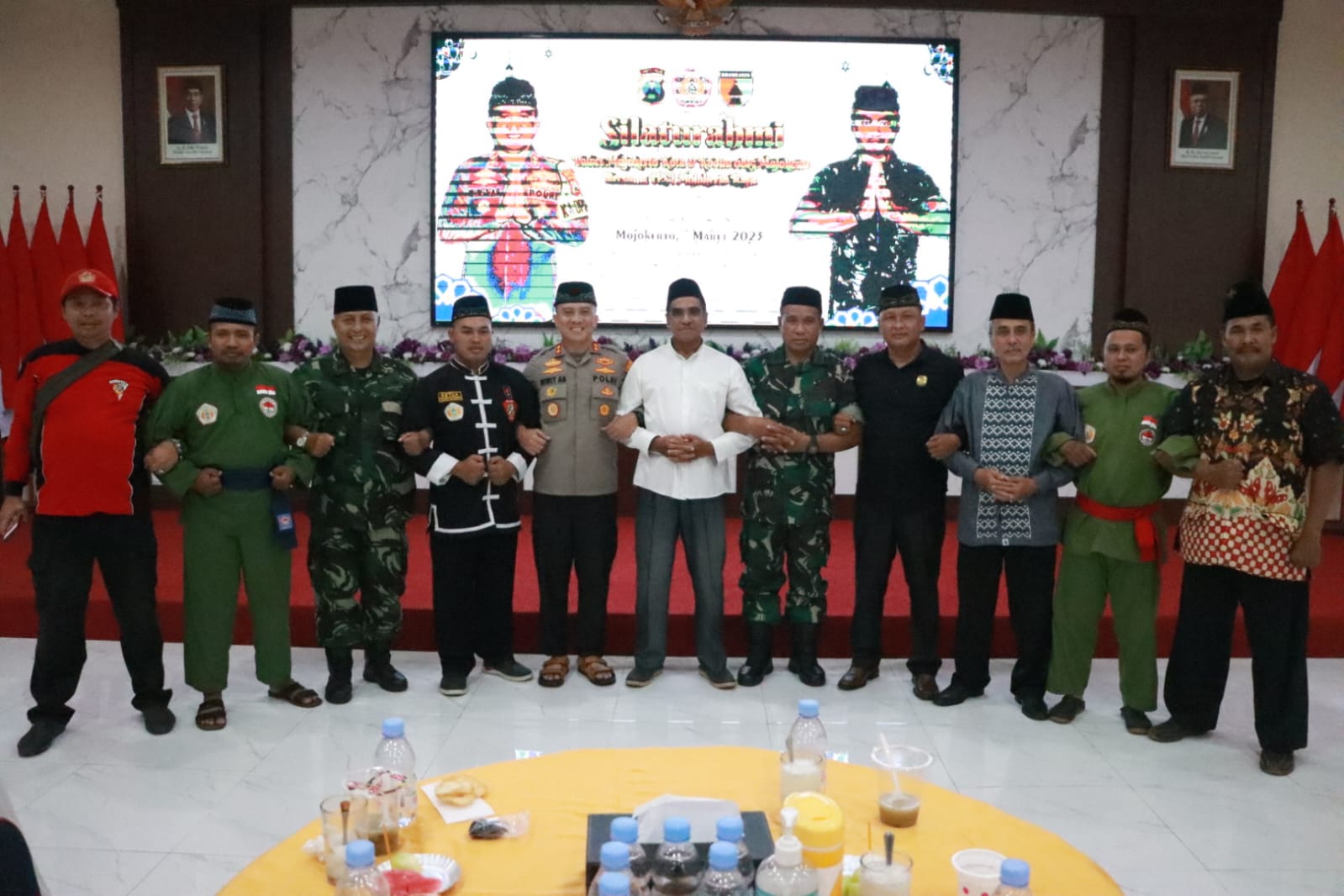 13cea3dc-cfbb-4421-a667-ebd2b3b47767