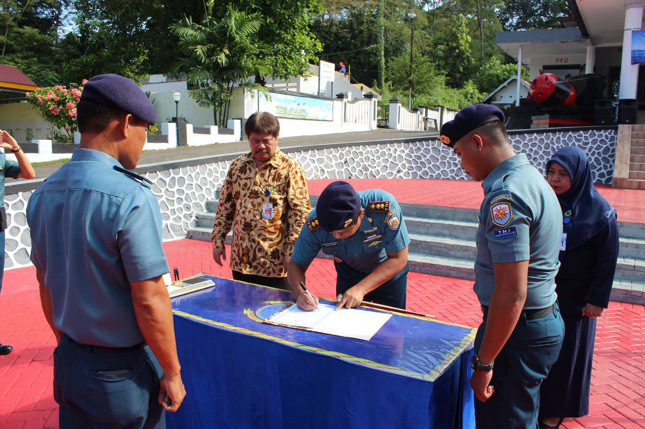 150519 Lanal Batuporon Apel Khusus Pencanangan -1