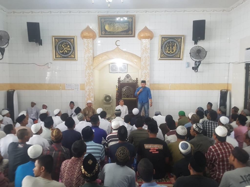 15a56f55b41a5377f7d7710b14ce4ee0