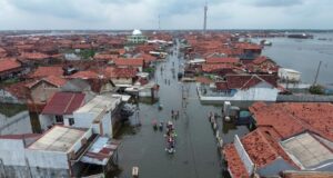 Pekalongan diterjang Banjir Bandang, 50 Rumah Rusak 2 Orang MD