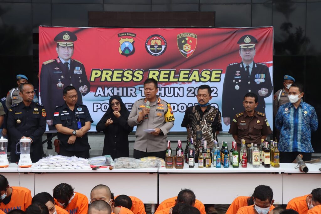 Akhir Tahun 2022, Polresta Sidoarjo Musnahkan Barang Bukti