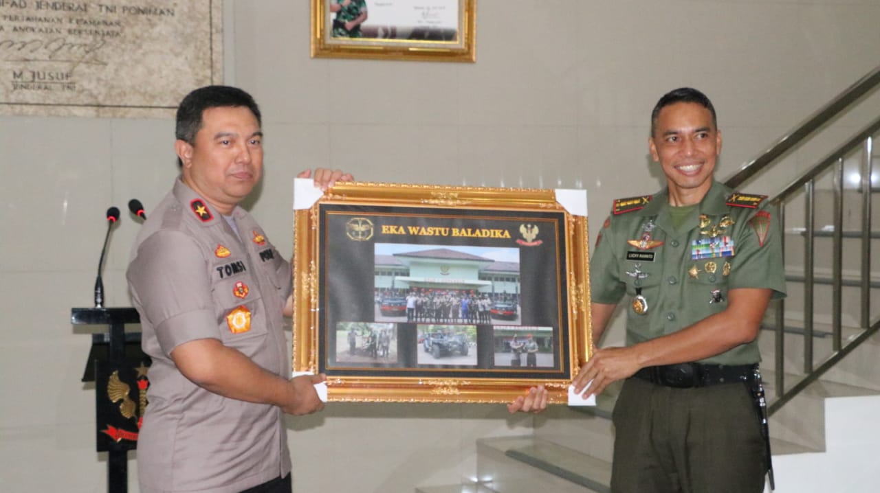 KAPOLDA BANTEN KUNJUNGI GROUP 1 KOPASSUS