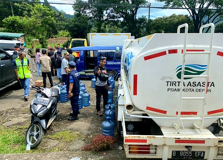 Atasi Krisi Air Bersih di Kecamatan Pacet Cianjur, PT. Tirta Asasta Depok Berikan Bantuan Pipa 1000 Meter