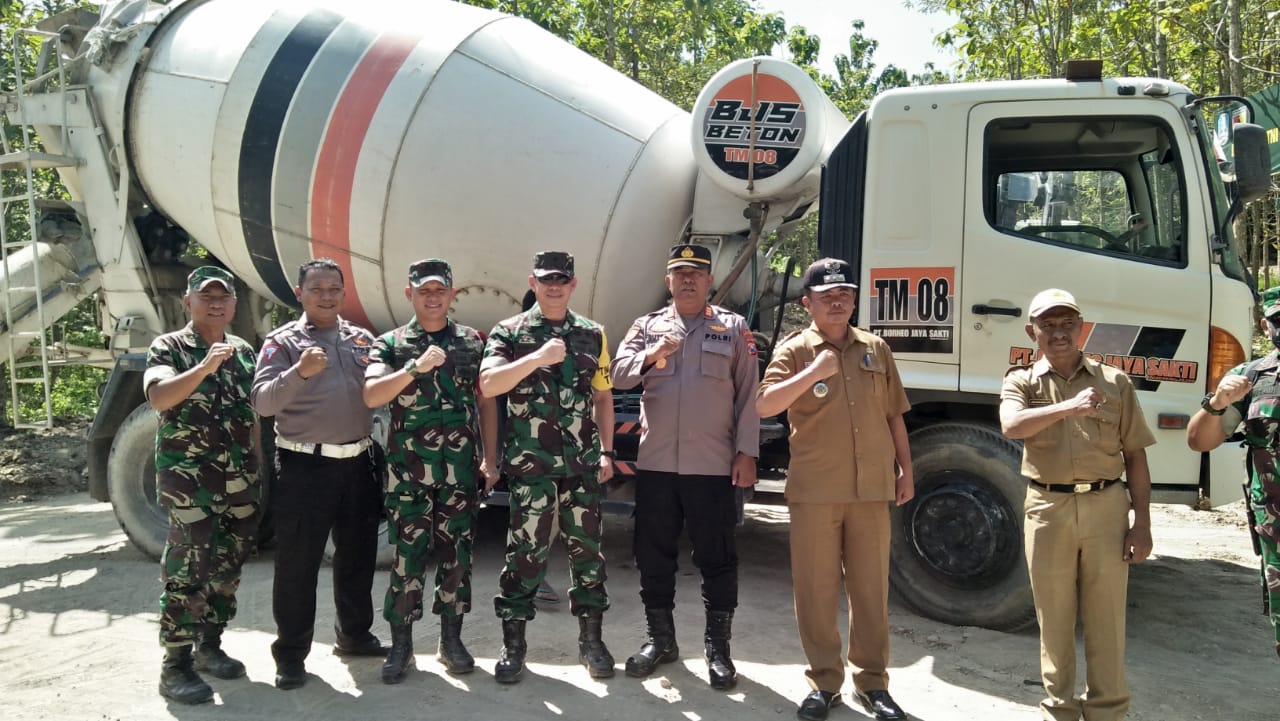 Polres Nganjuk Turunkan Puluhan Personel Dukung TNI Dalam Program TMMD