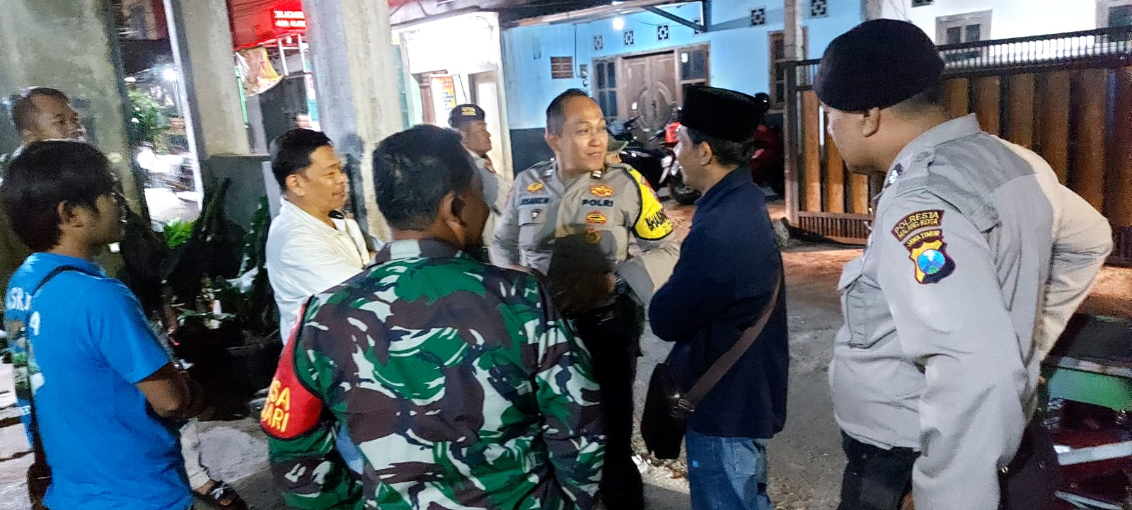 Polisi RW Berhasil Redam Kesalahpahaman Warga Dengan Puluhan Mahasiswa di Malang