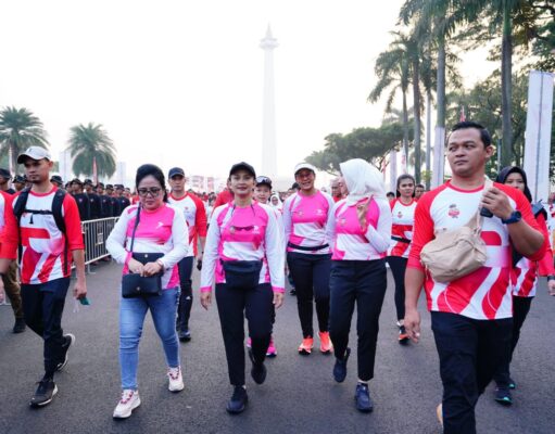 Fun Walk dengan Lintas Elemen, Kapolri Gaungkan Jaga Persatuan-Kesatuan Bangsa