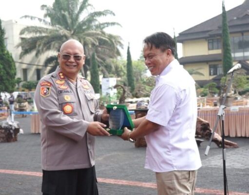 Lemdiklat Polri Gelar Pameran Seni Bonsai Dan Suiseki Dalam Rangka HUT Bhayangkara ke-77