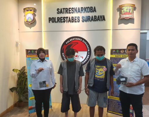 Polrestabes Surabaya Berhasil Ungkap Peredaran Narkoba, Dua Tersangka Berkedok Juru Parkir Diamankan