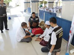 Polres Tanjungperak Gelar Bakti Kesehatan Untuk Santri Wujudkan Generasi Muda Sehat dan Produktif