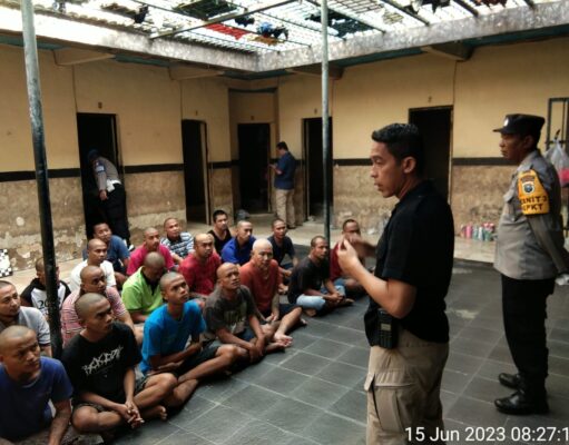 Laksanakan Tugas, Pawas Ricek Tahanan dan CCTV Mako