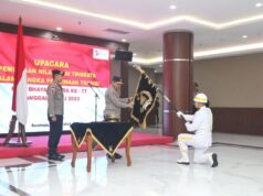 Kapolda Jatim Pimpin Upacara Pemuliaan Nilai Luhur Tribrata Pataka Polda Jatim “Tan Hana Dharma Mangrwa”