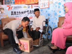 Kapolres Madiun Beri Motivasi dan Santunan Kunjungi Anggota yang Sakit Menahun