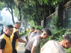 Menyongsong Hari Bhayangkara ke-77 Tahun 2023, Polda Metro Jaya Bersih-bersih di Lingkungan Kerja
