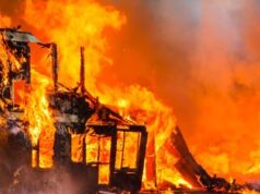 Rumah Makan di Kwitang Terbakar Habis