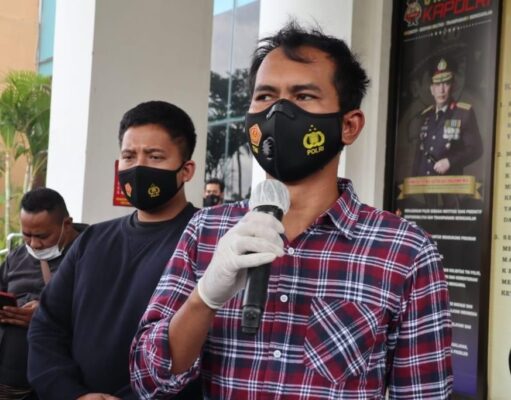 Suami Keroyok Tetangga Hingga Masuk RS, Tak Terima Istri Digoda