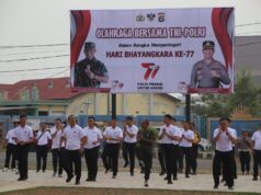 Jelang Hari Bhayangkara Ke-77, TNI dan Polri Olahraga Bersama di Polres Pringsewu