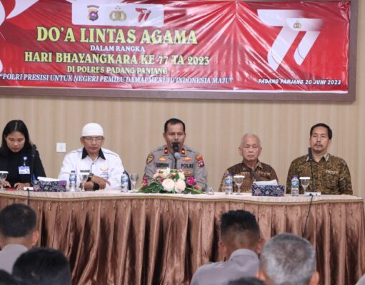 Hari Bhayangkara Ke 77, Polres Padang Panjang Gelar Doa Bersama Lintas Agama