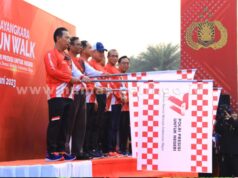 Kapolri Buka Bhayangkara Fun Walk Sambut Hari Bhayangkara Ke 77