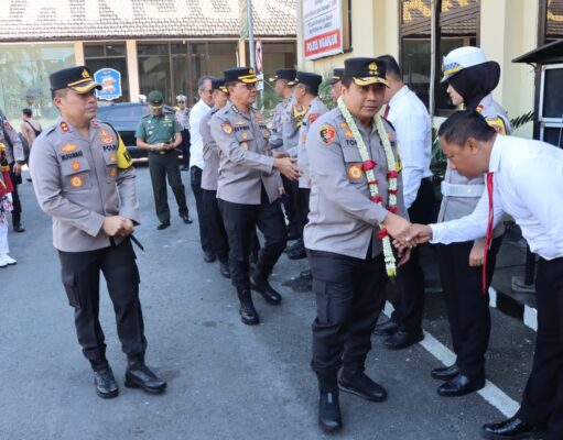 Berikan Motivasi Personel di Jajaran, Kapolda Jatim Kunjungi Polres Nganjuk