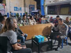 Polres Bondowoso Ngopi Bareng Dengan Klub Motor Sampaikan Himbauan Tertib Berlalulintas