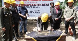 Polres Ponorogo Buatkan Sumur Bor Untuk Warga Karangpatihan