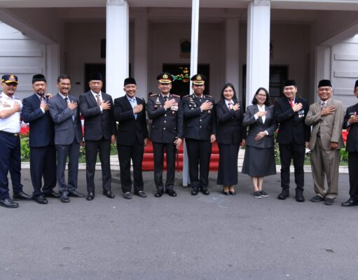 Momen Hari Bhayangkara ke-77, Polresta Malang Kota Terima Surprise dari Pemkot Malang