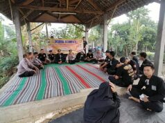 Inovatif, Polisi Mojokerto Gelar “Posisi Kompas” Bersama PSHT