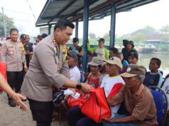 Gelar Baksos Polresta Sidoarjo Bersama Forkopimka Tanggulangin Berbagi Berkah Sembako