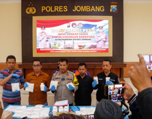 Polres Jombang Berhasil Sita Jutaan Pil Koplo dari Dua Tersangka Pengedar Narkoba