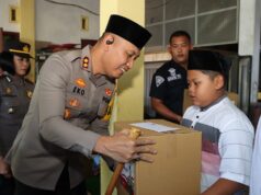 Jumat Barokah Polres Tulungagung Salurkan Bansos Untuk Ponpes dan Anak Yatim di Karangrejo