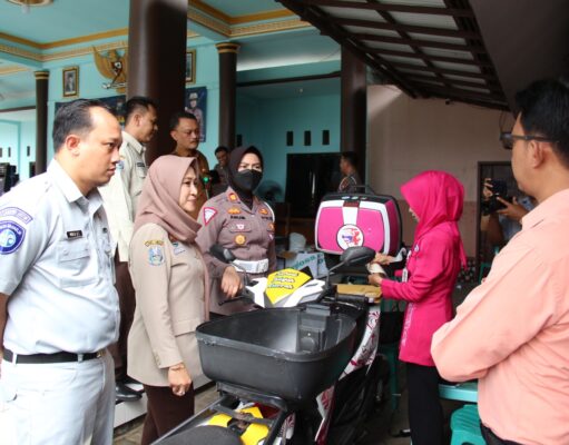 Sajadah Srikandi, Inovasi Polres Jember Permudah Layanan Wajib Pajak Ranmor