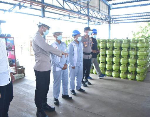 Polres Situbondo Terjunkan Polisi RW Respon Kelangkaan Gas Melon Bersubsidi