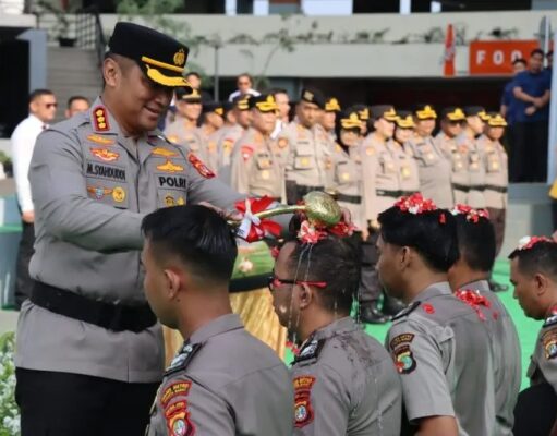 Loyalitas dan Berdedikasi, Ratusan Personel Polres Metro Jakbar Peroleh Penghargaan