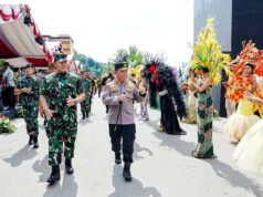 Kapolri Hadiri Papua Street Carnival, Harap Tingkatkan Ekonomi dan Promosi Pariwisata Papua