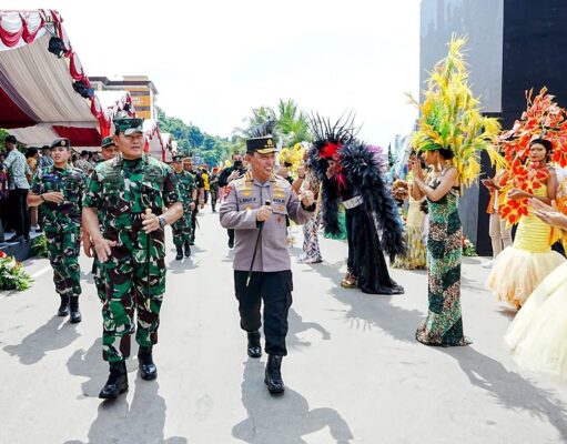 Kapolri Hadiri Papua Street Carnival, Harap Tingkatkan Ekonomi dan Promosi Pariwisata Papua