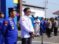 Satu Anggota Berprestasi dan 3 Masyarakat Tidak Mampu Dapat Beasiswa Dari Ditpolairud Polda Jateng