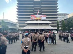Kabag Ops Polrestabes Semarang Pimpin Pengamanan Unras Di Gedung DPRD Prov Jateng