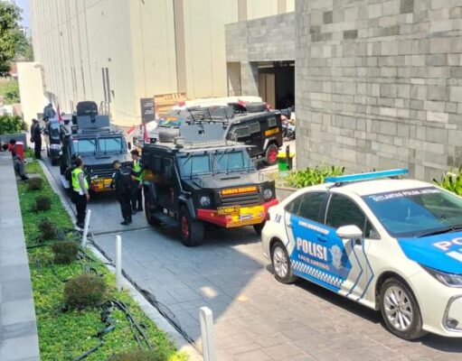 Pengawalan Ketat Polda Jateng Dalam Pengamanan Pertemuan AEM ke 55 Di Semarang