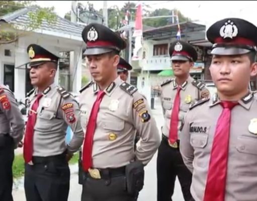 Polda Sumut Hadir Berikan Kenyamanan Berwisata Di Danau Toba