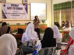 Polwan Polres Batang Gelar Giat Polwan Goes To School