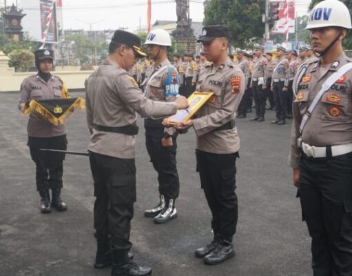 Kapolres Purbalingga PTDH Satu Anggotanya