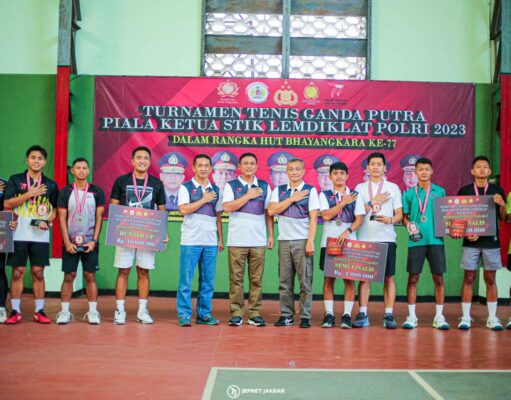 Ciptakan Bibit Atlet Tenis dan Meriahkan HUT Bhayangkara ke 77 Melalui Pertandingan Tenis Piala Ketua STIK Lemdiklat Polri 2023