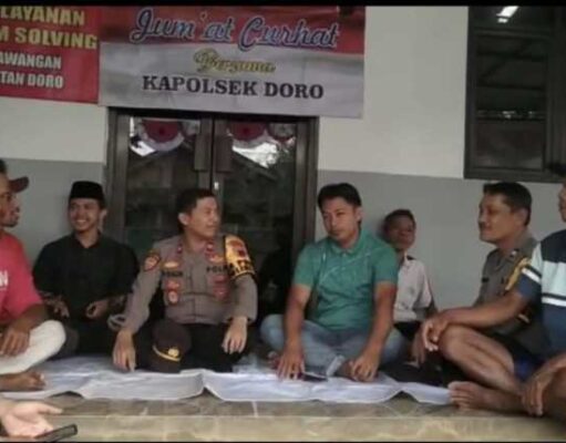 Kapolsek Doro Polres Pekalongan Lakukan Giat Jumat Curhat