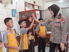 Polisi Peduli Pendidikan, Polwan Polres Ponorogo Beri Motivasi Pelajar SLB-B Pertiwi