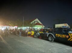 248 Polisi dan TNI Lakukan Pengamanan Pengesahan Warga Baru PSHT di Bondowoso Kondusif