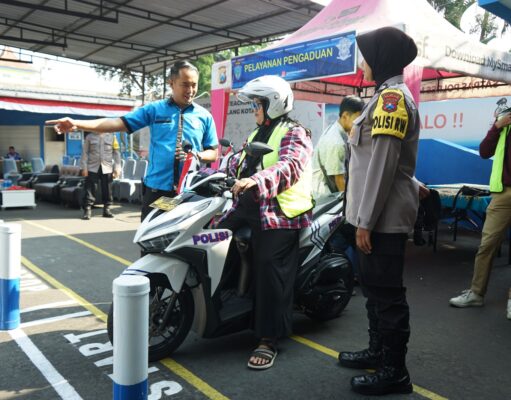 Polresta Malang Kota Hadirkan SIMPONI, Permudah Pembuatan SIM Melalui Polisi RW